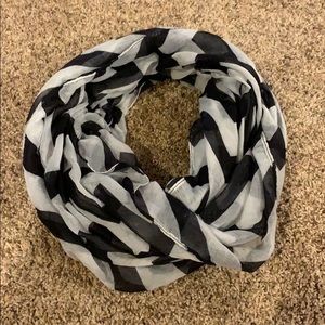 Black and white chevron double loop infinity scarf